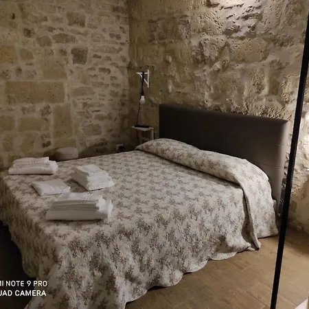 Loft Albicocca לינה וארוחת בוקר 4*