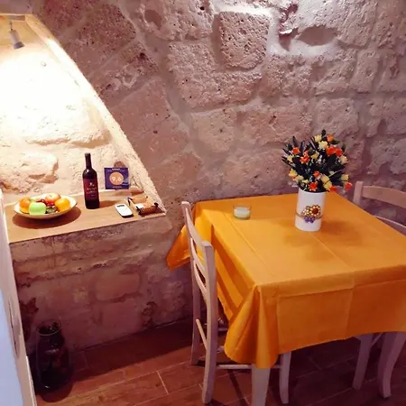 Loft Albicocca בארי