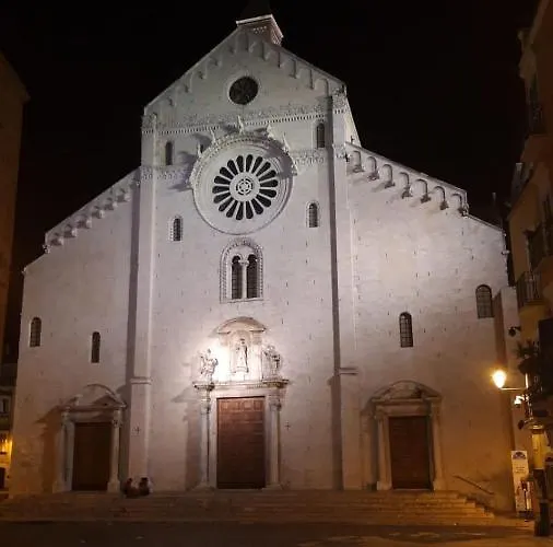 Loft Albicocca バーリ