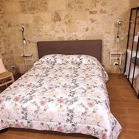 Loft Albicocca 3* バーリ
